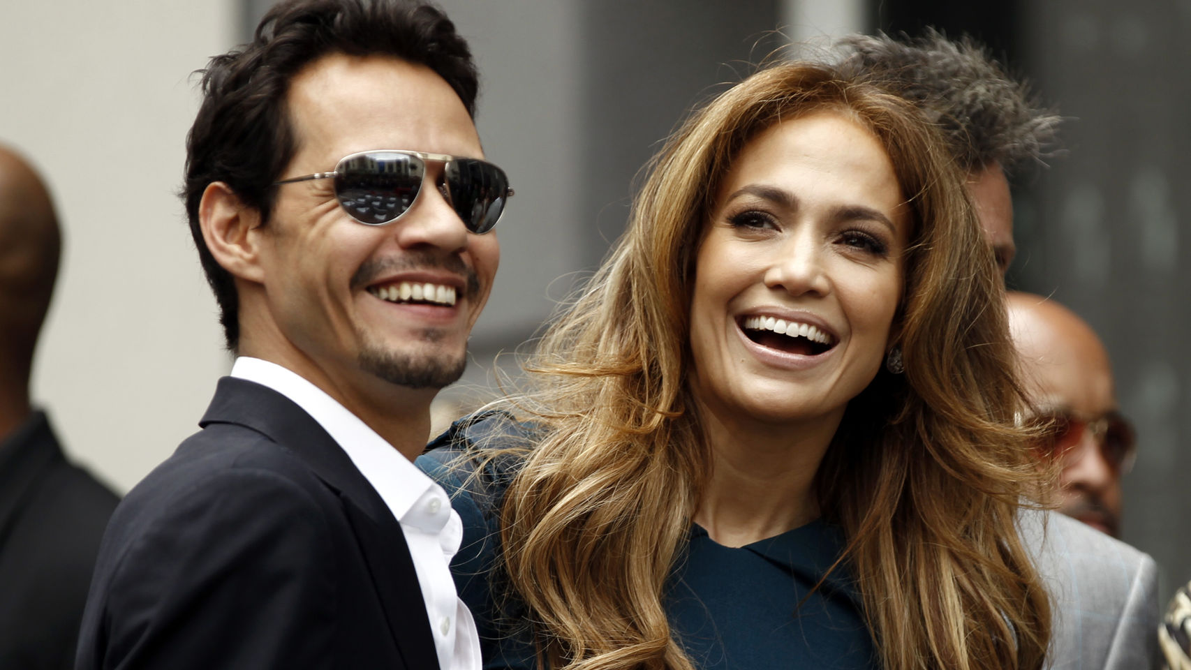 Jennifer Lopez tiene el apoyo de Marc Anthony y sus hijos tras ruptura con  Alex Rodríguez - La Romántica 88.9 FM Center